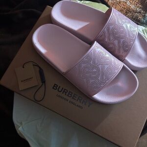 Girl Burberry Slides